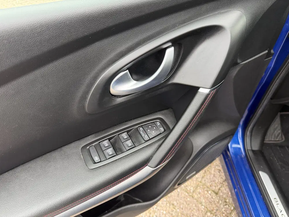 Renault Kadjar 1.3 TCe Black Edition Pano uit 2019, foto 7