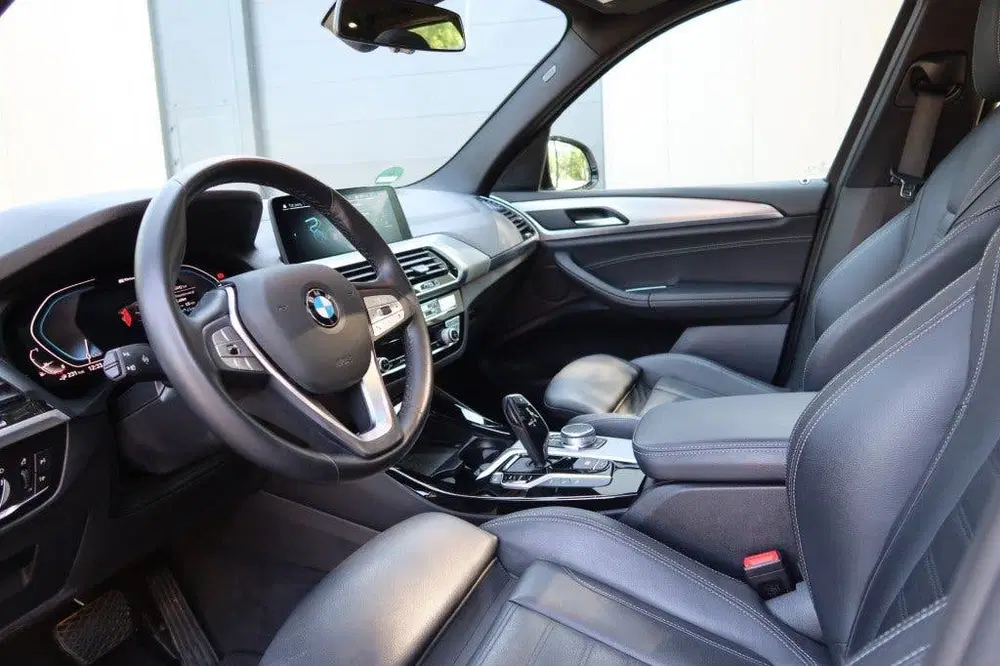 BMW X3 xDrive30e Edition plug-in uit 2020, foto 6