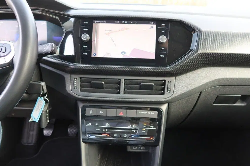Volkswagen T-Cross 1.0 TSI Life Clima uit 2023, foto 9