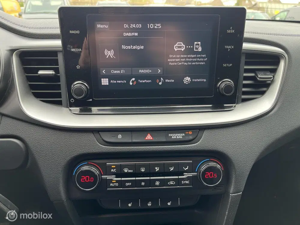 Kia Ceed 1.0 T-GDi DynamicLine CARPLAY*CAMERA* uit 2022, foto 12