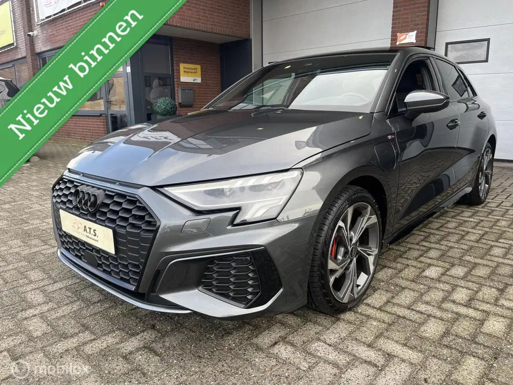 Audi A3 40 TFSI e S-LINE PANO-DAK*ACC*CAMERA*PDC* uit 2023