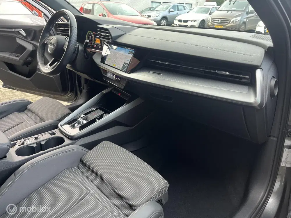 Audi A3 40 TFSI e S-LINE PANO-DAK*ACC*CAMERA*PDC* uit 2023, foto 10