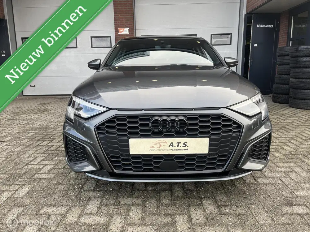 Audi A3 40 TFSI e S-LINE PANO-DAK*ACC*CAMERA*PDC* uit 2023, foto 2