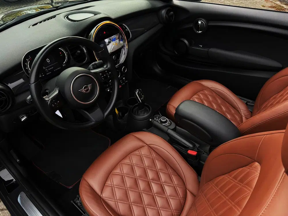 Mini Cabrio 1.5 Cooper MINI Yours 136PK uit 2021, foto 3