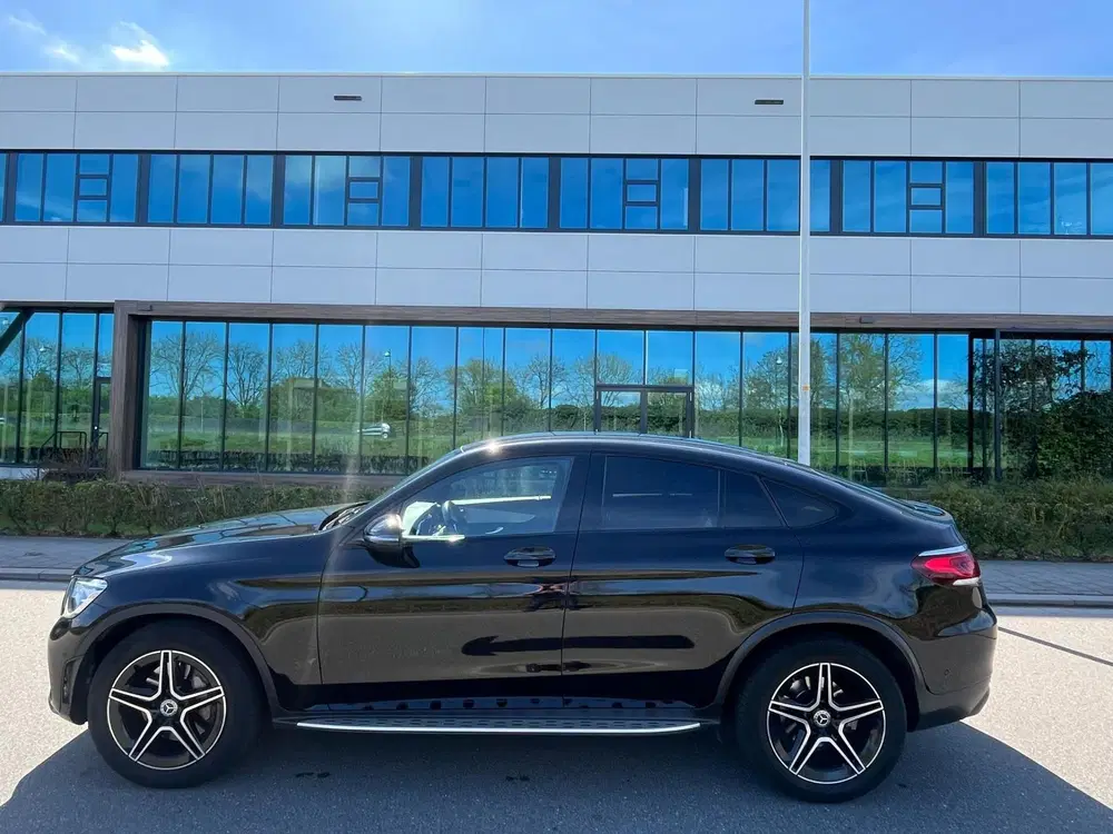 Mercedes-Benz GLC GLC-klasse Coupé 200 4MATIC AMG line Facel uit 2021, foto 3