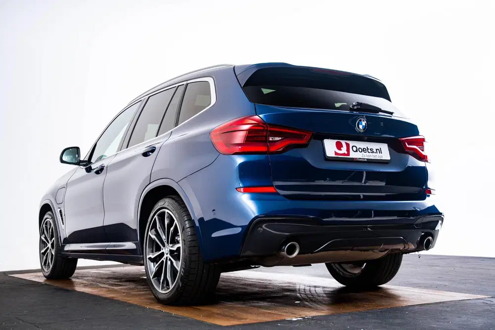 BMW X3 xDrive30e High Executive M Sport uit 2020, foto 11