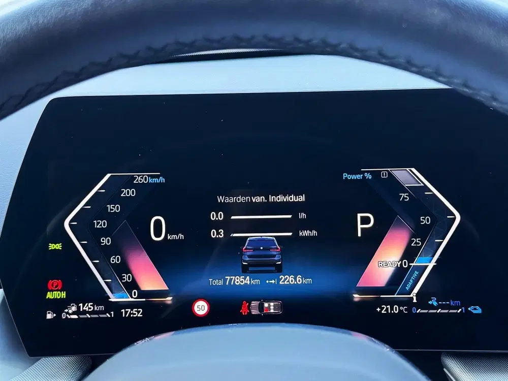BMW X1 xDrive25e uit 2023, foto 10