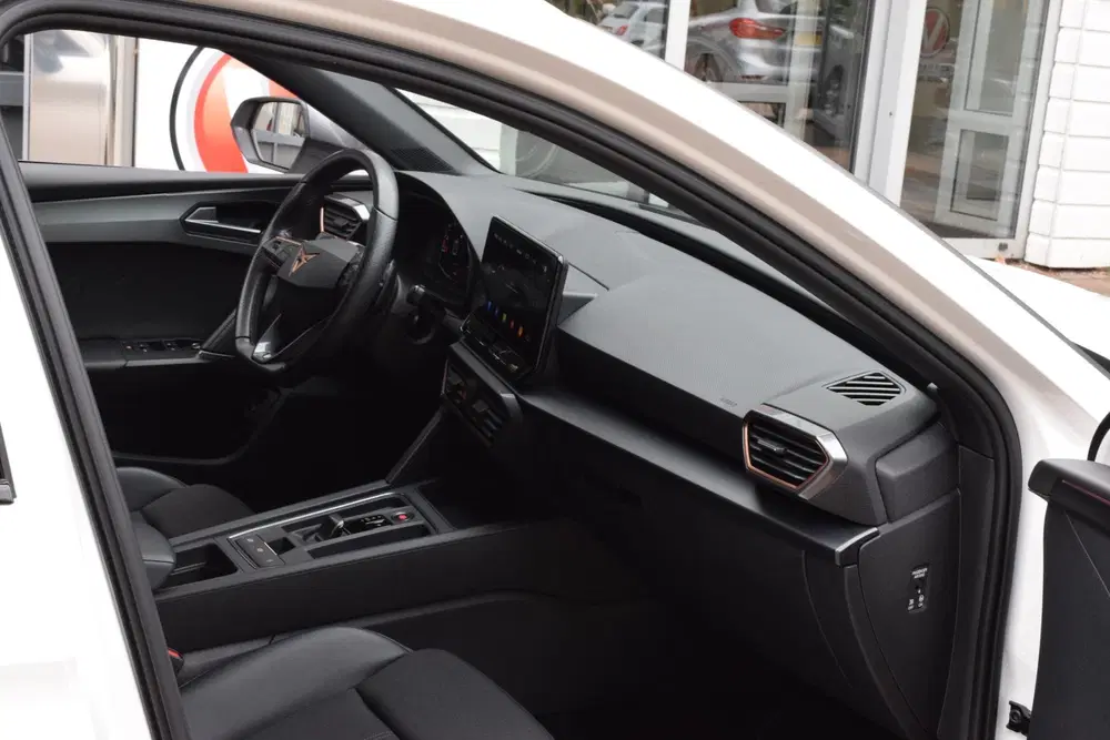 Cupra Leon 1.4 e-Hybrid VZ Adrenaline uit 2021, foto 14