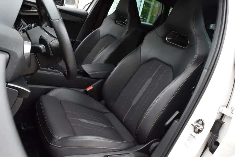 Cupra Leon 1.4 e-Hybrid VZ Adrenaline uit 2021, foto 15