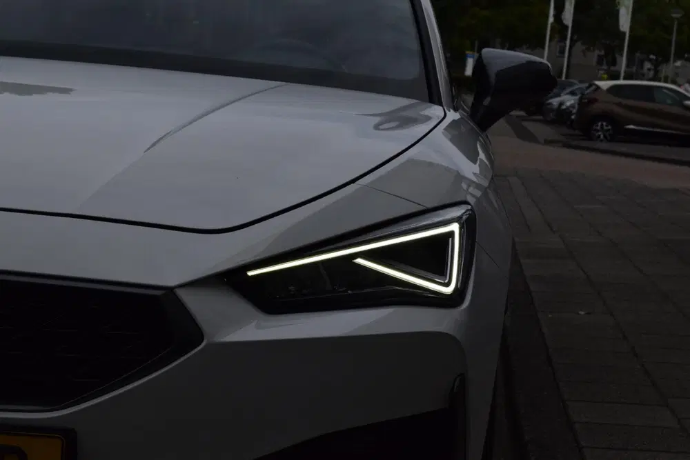 Cupra Leon 1.4 e-Hybrid VZ Adrenaline uit 2021, foto 9