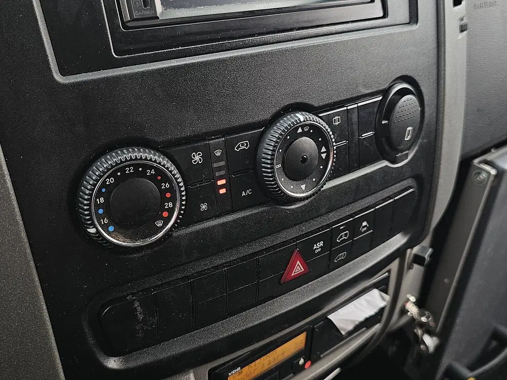 Mercedes-Benz Sprinter 519 l2h2 n1 v6 3.0ltr ac uit 2019, foto 10