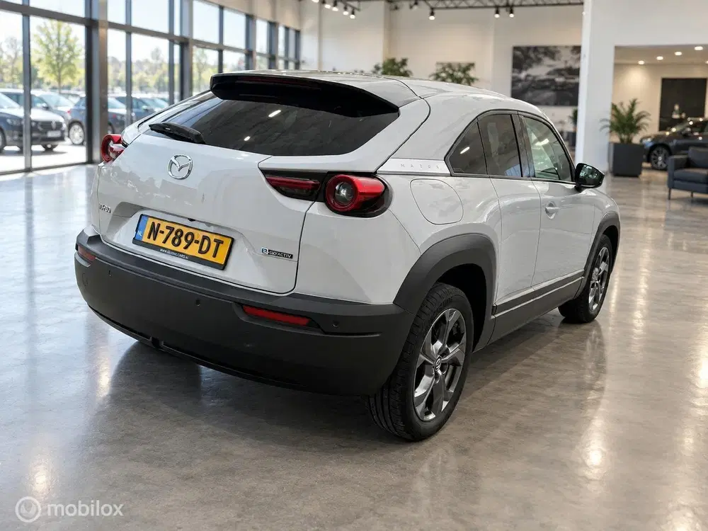 Mazda MX-30 e-SkyActiv 145 uit 2021, foto 9