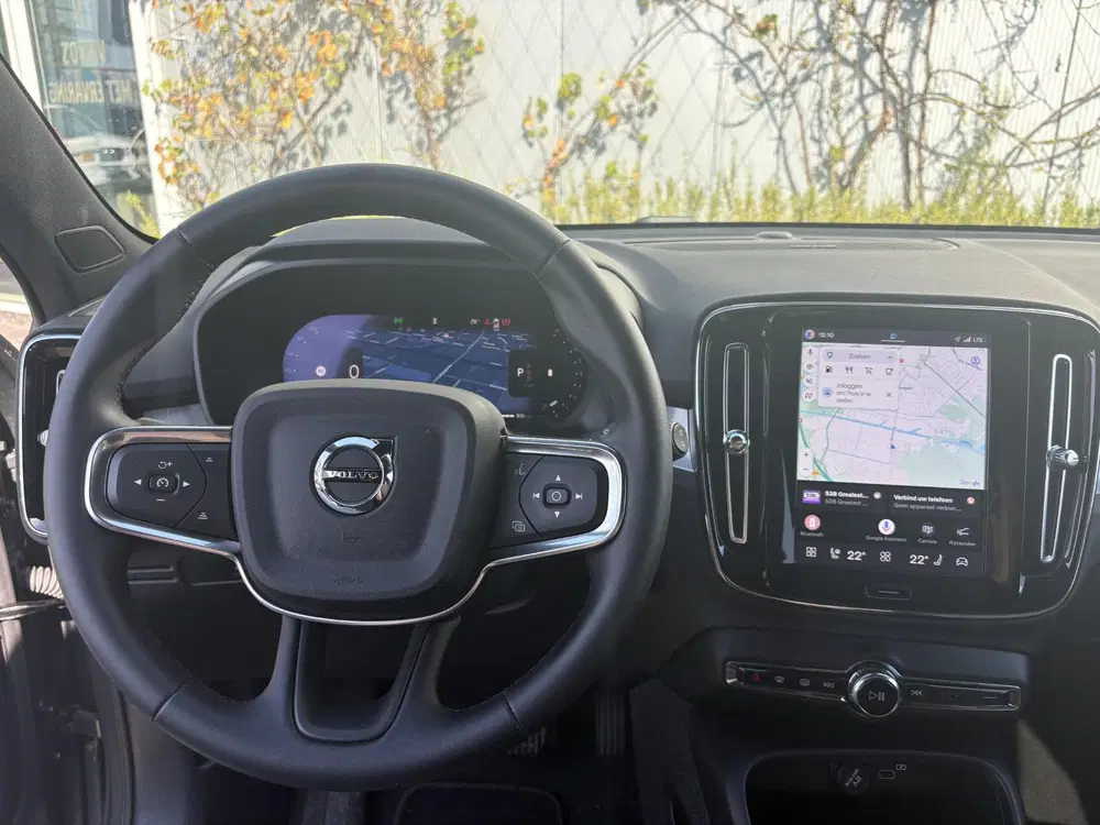 Volvo XC40 2.0 B4 Plus Dark uit 2026, foto 8