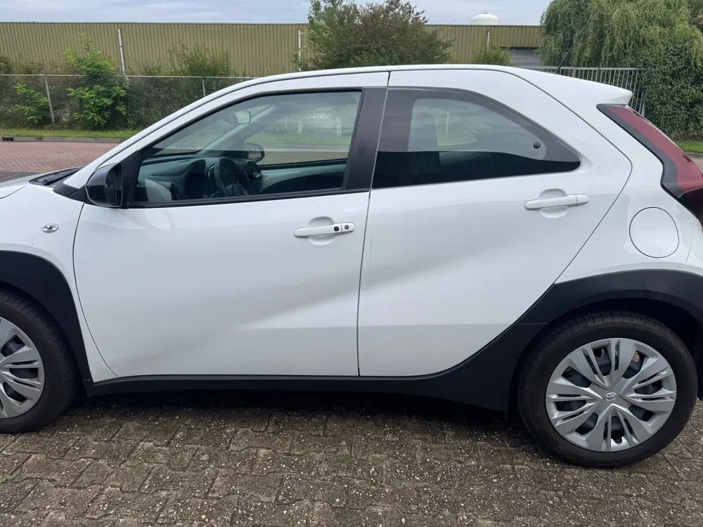Toyota Aygo X 1.0 Vvt- BJ. 2024 AUTOMAAT uit 2024, foto 3