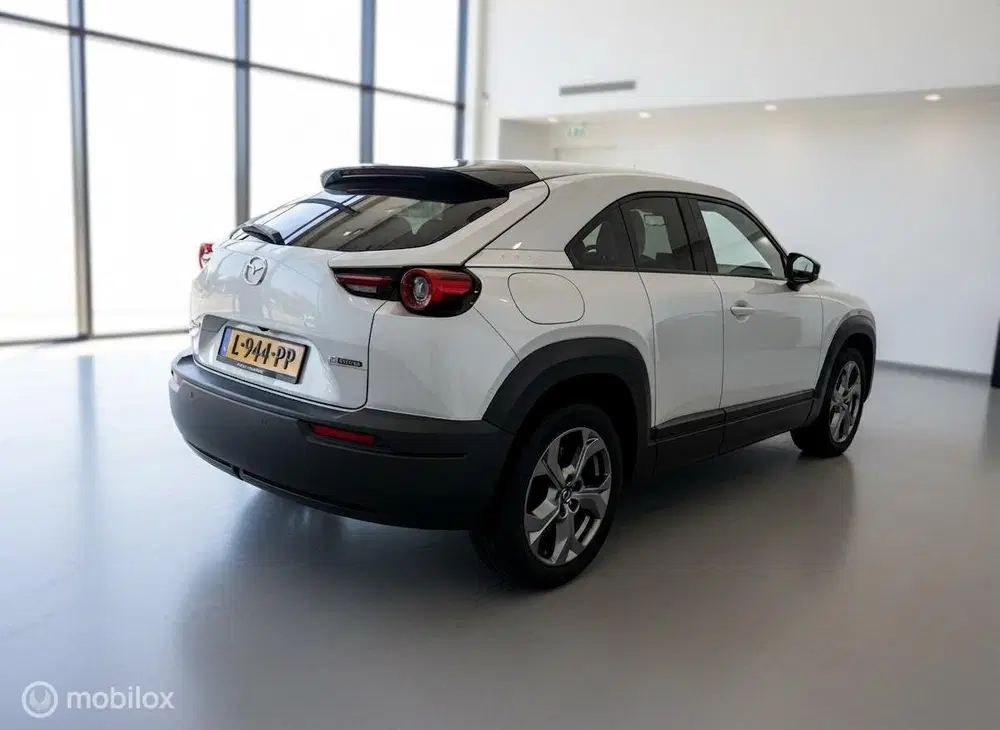 Mazda MX-30 e-SkyActiv 145 Comfort 36 kWh uit 2021, foto 10