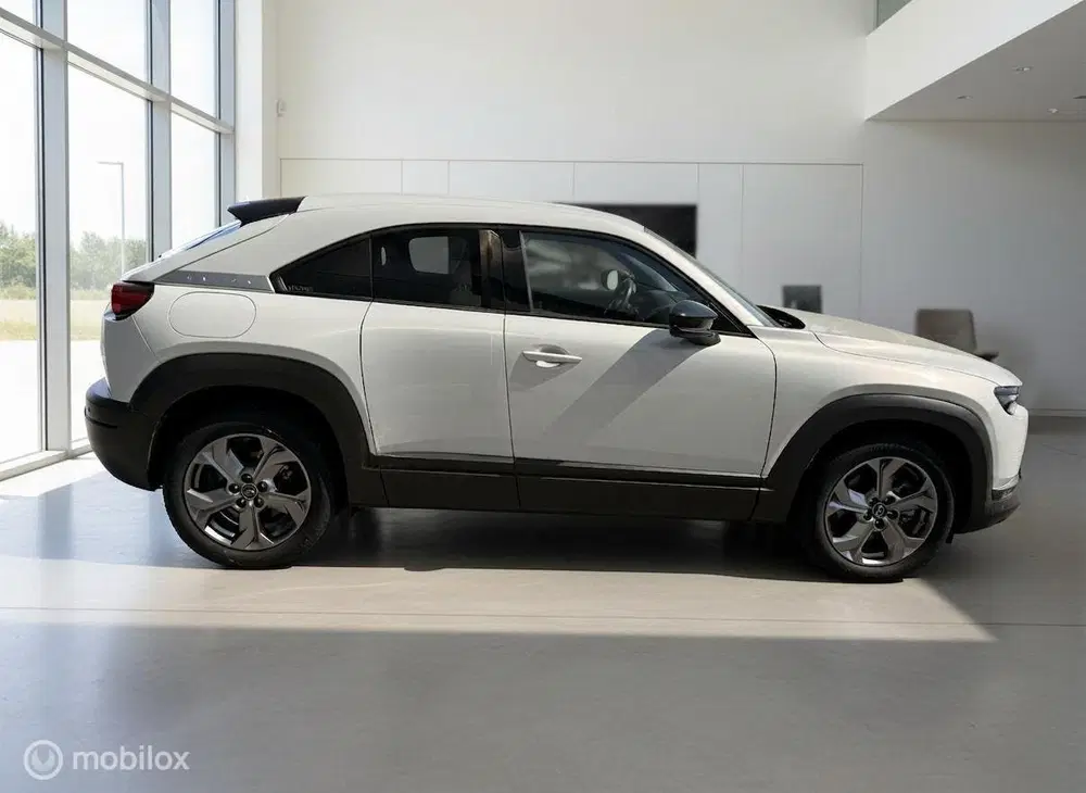 Mazda MX-30 e-SkyActiv 145 Comfort 36 kWh uit 2021, foto 12