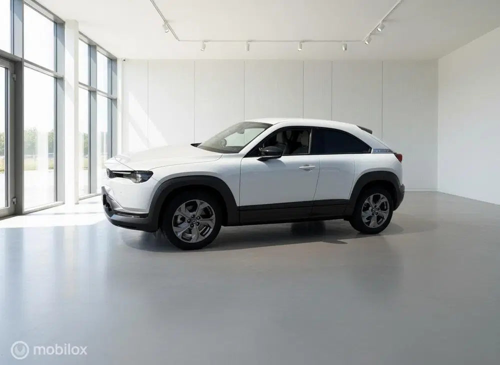 Mazda MX-30 e-SkyActiv 145 Comfort 36 kWh uit 2021, foto 4