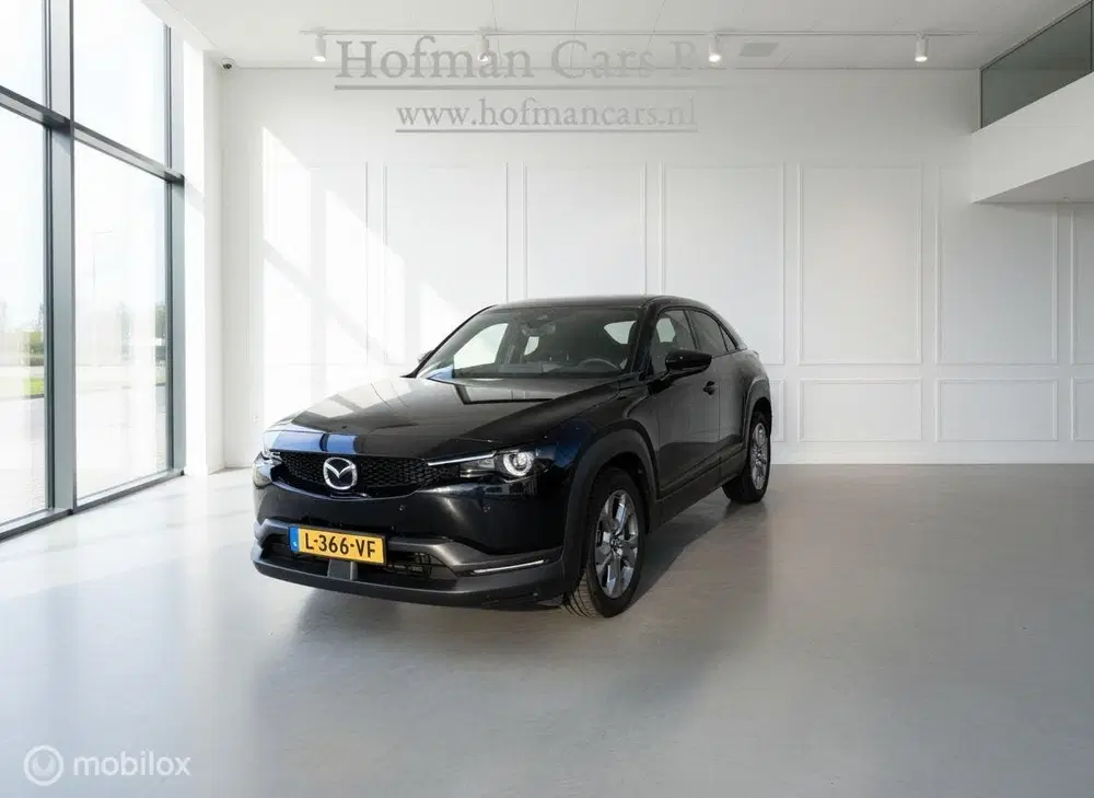 Mazda MX-30 e-SkyActiv 145 Comfort 36 kWh uit 2021, foto 2