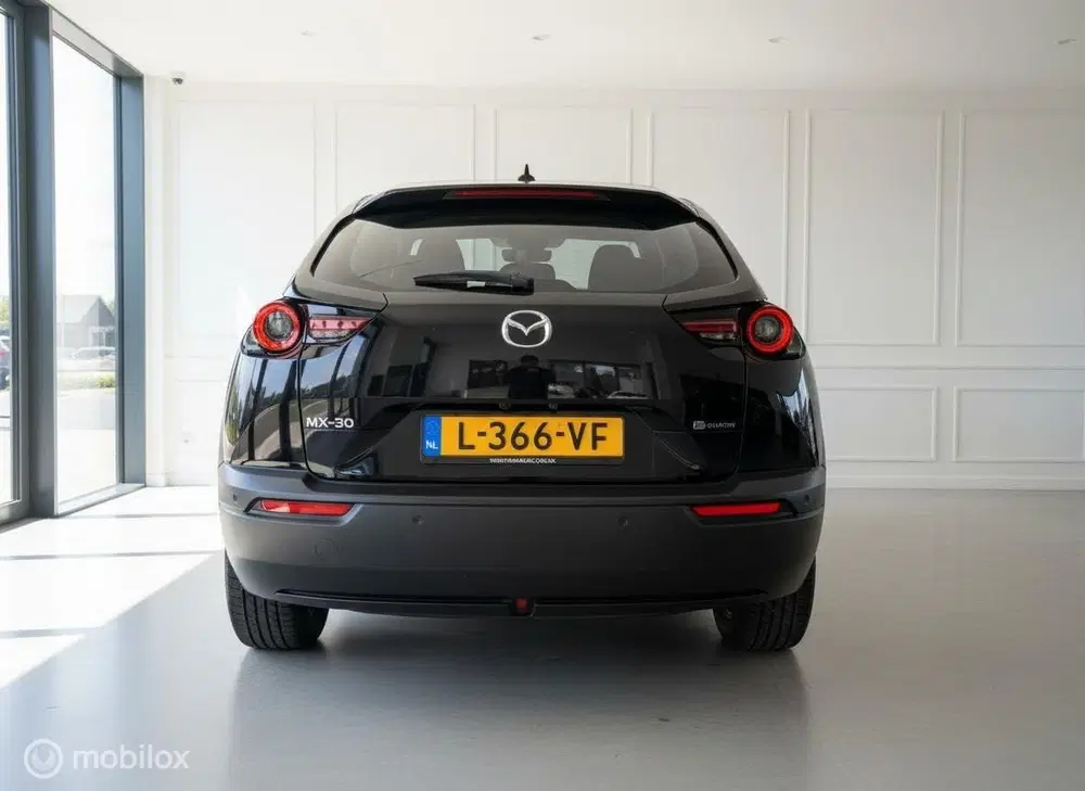 Mazda MX-30 e-SkyActiv 145 Comfort 36 kWh uit 2021, foto 8