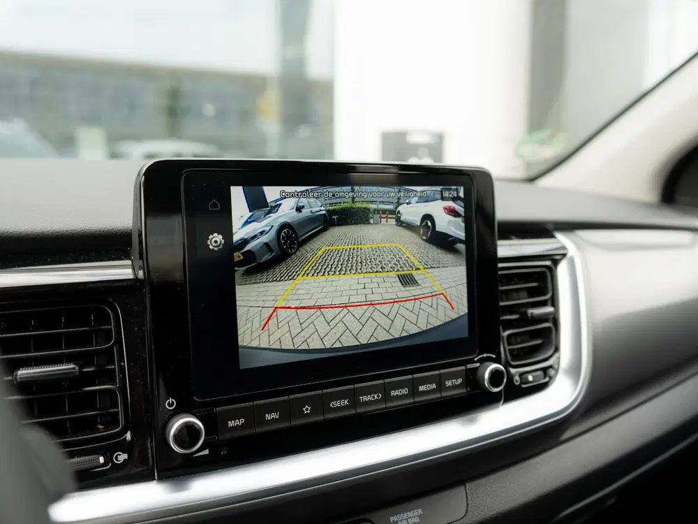 Kia Stonic 1.0 T-GDi MHEV DynamicLine uit 2025, foto 13