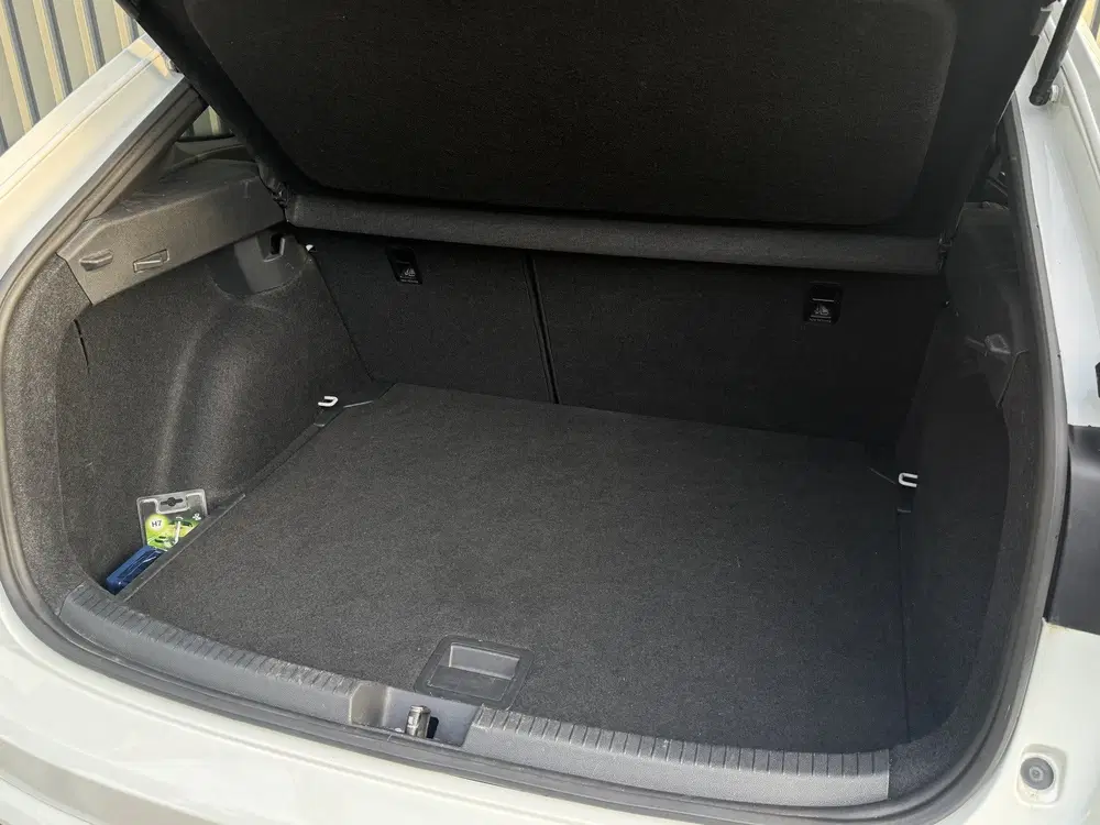 Volkswagen Taigo 1.5 TSI 150 pk R-Line Business IQ Lights uit 2022, foto 8
