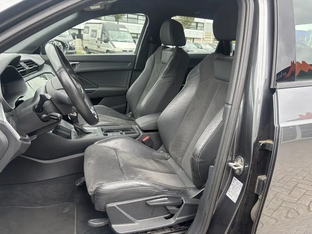 Audi Q3 35 TFSI S-Line Carplay Camera Led Stoelver uit 2020, foto 15