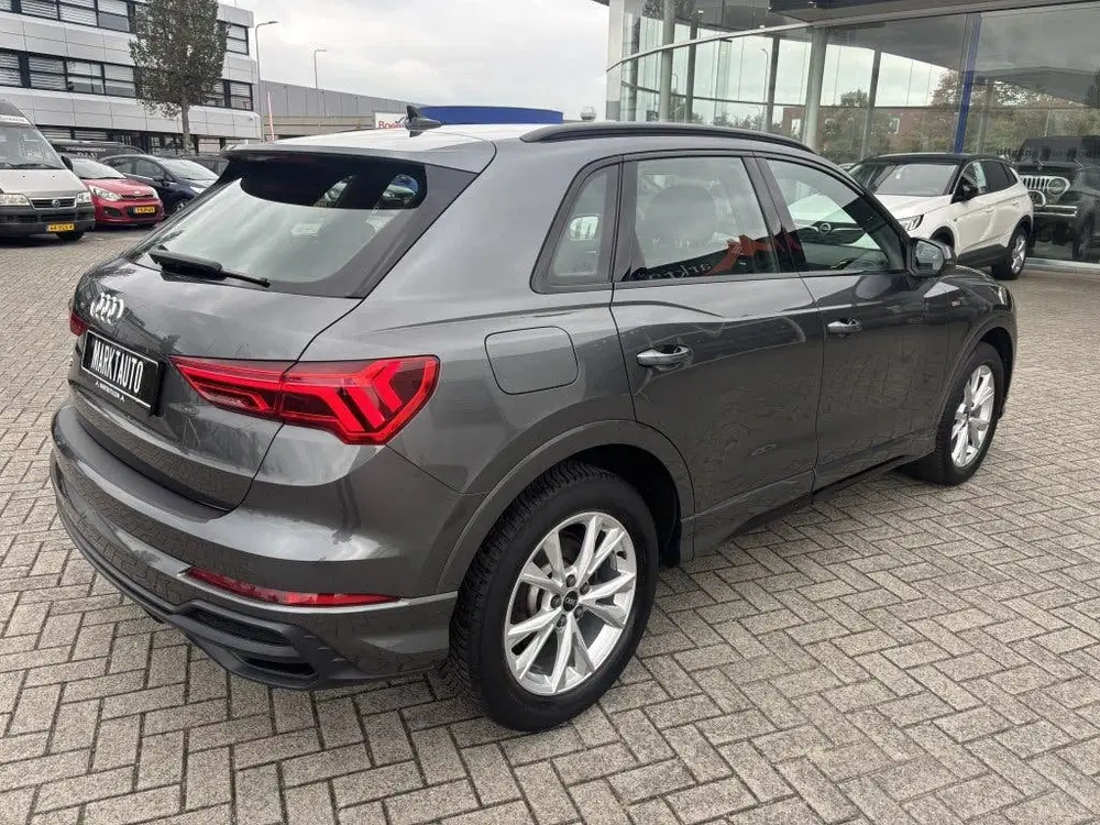 Audi Q3 35 TFSI S-Line Carplay Camera Led Stoelver uit 2020, foto 9