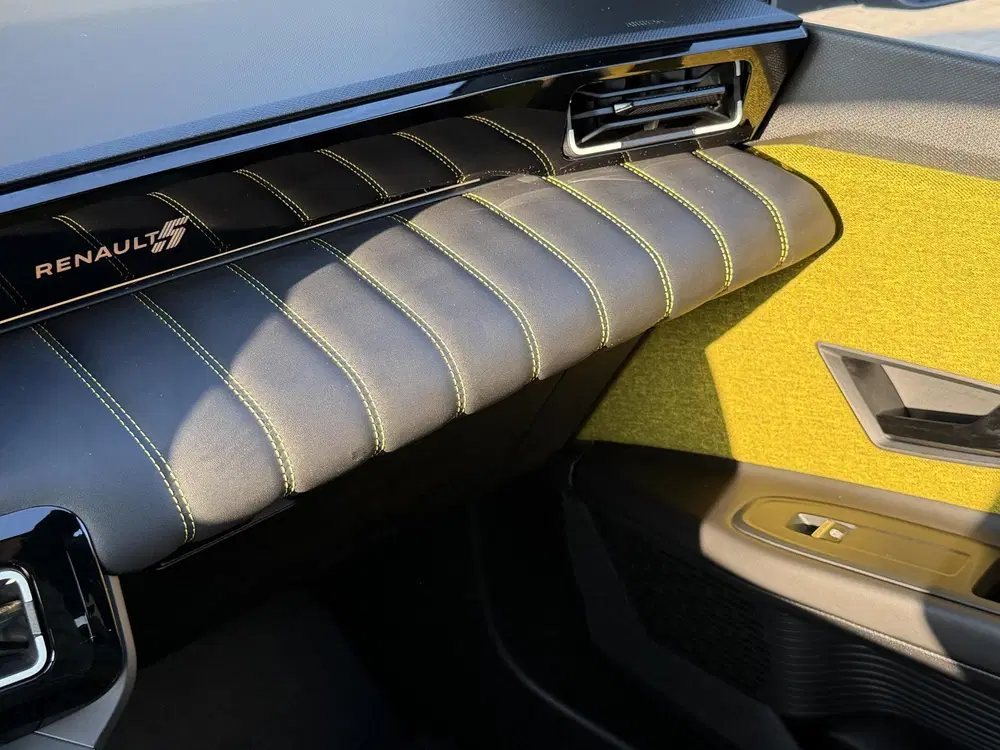 Renault 5 comfort range iconic cinq 52 kWh uit 2025, foto 15