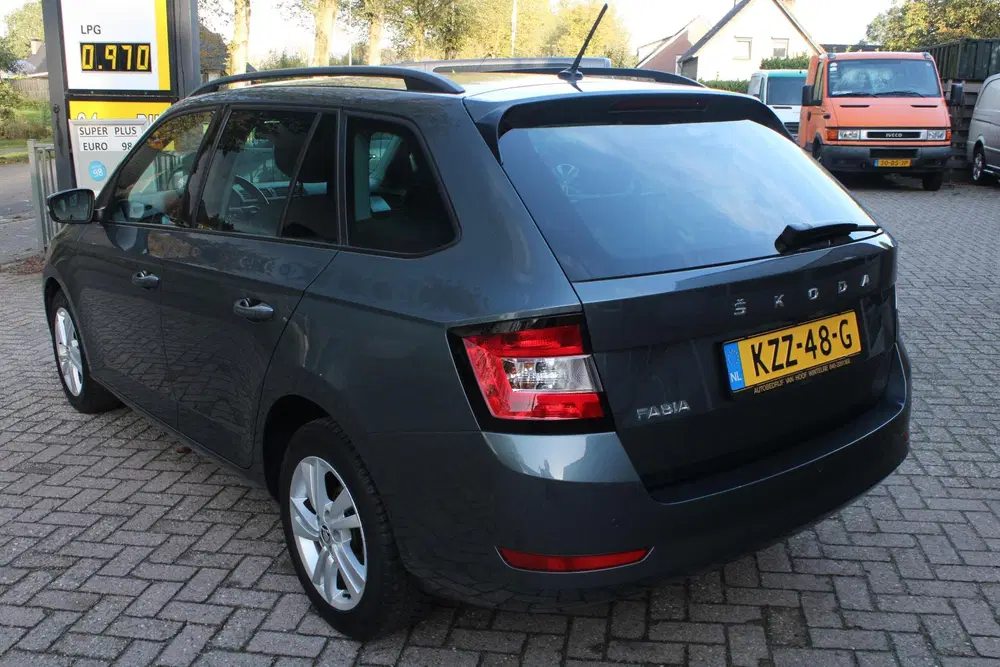 Skoda Fabia 1.0 110PK Carplay uit 2020, foto 7