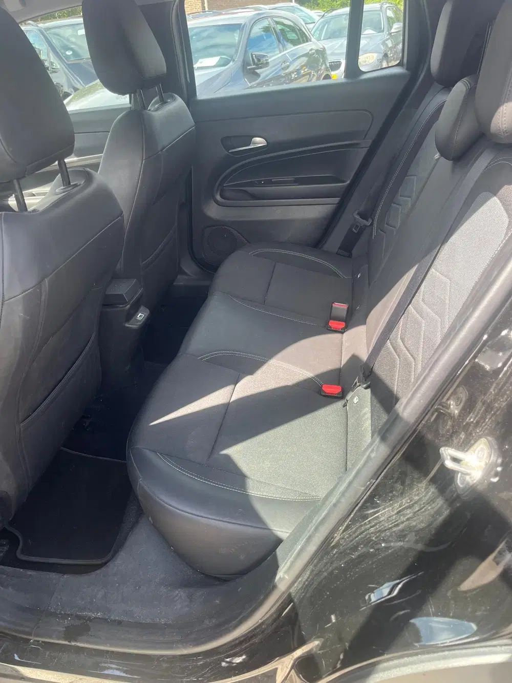 Jeep Avenger 1.2 Longitude navi apple play lm velg lede uit 2024, foto 6