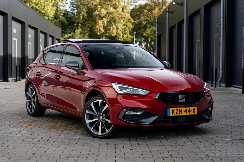 SEAT Leon 1.4 TSI eHybrid PHEV FR *Pano* ACC* Camera uit 2021, foto 15