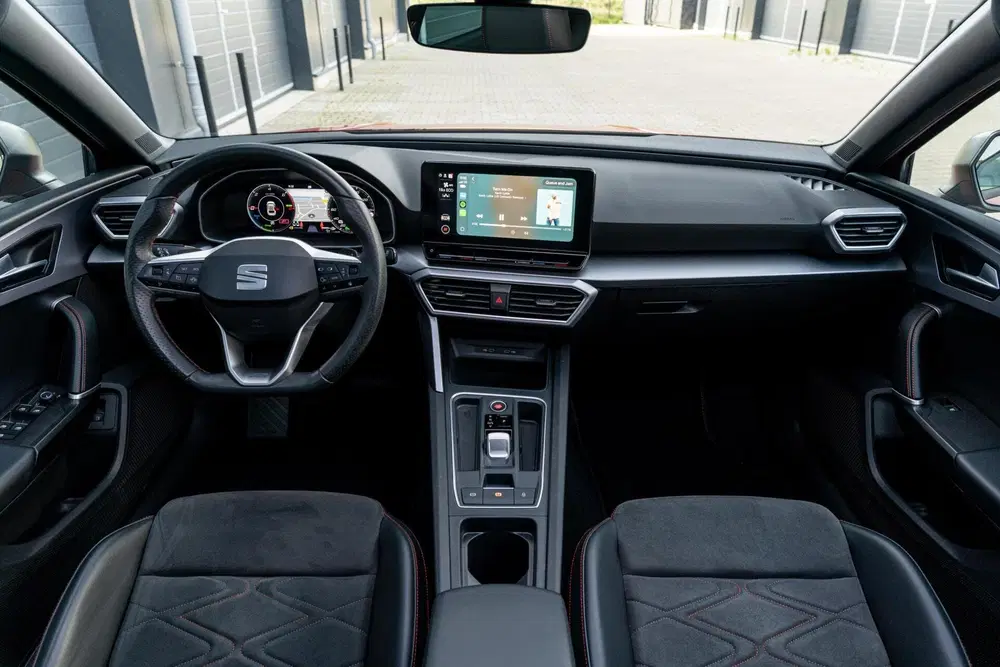 SEAT Leon 1.4 TSI eHybrid PHEV FR *Pano* ACC* Camera uit 2021, foto 6