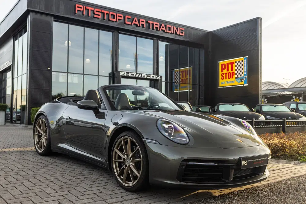 Porsche 911 992 3.0 Carrera uit 2020