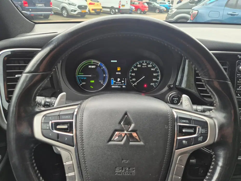 Mitsubishi Outlander 2.4 PHEV S-Edition Leder uit 2019, foto 13