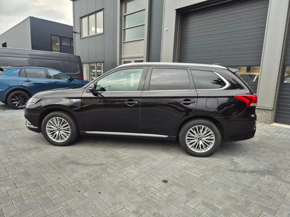 Mitsubishi Outlander 2.4 PHEV S-Edition Leder uit 2019, foto 5
