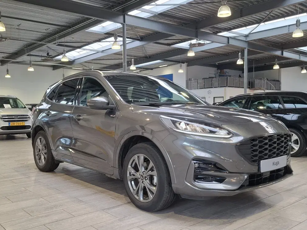 Ford Kuga 2.5 PHEV ST-Line uit 2022, foto 3
