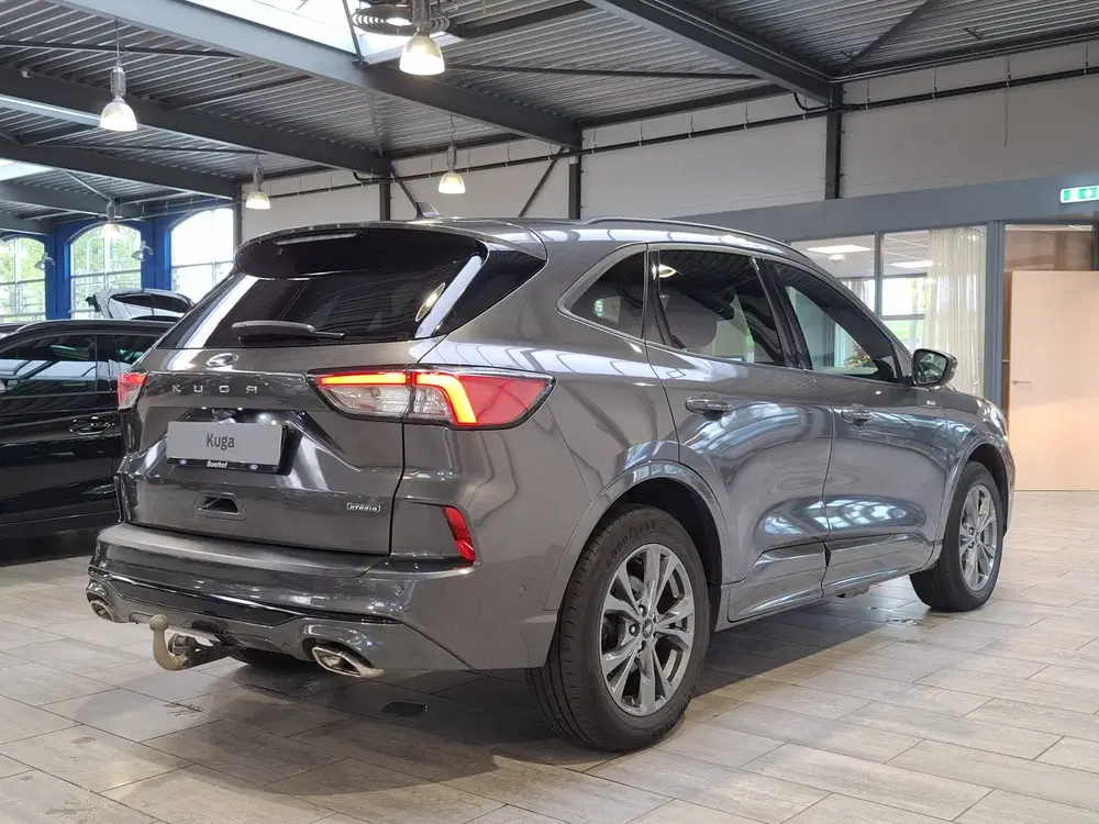 Ford Kuga 2.5 PHEV ST-Line uit 2022, foto 5