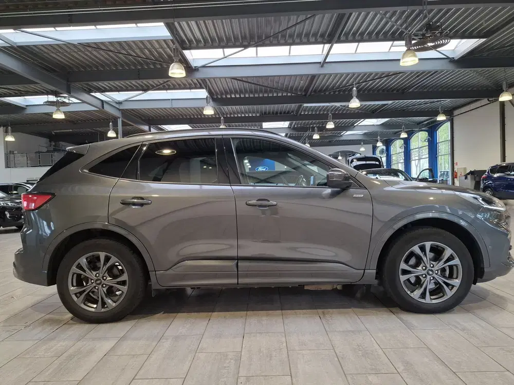 Ford Kuga 2.5 PHEV ST-Line uit 2022, foto 8