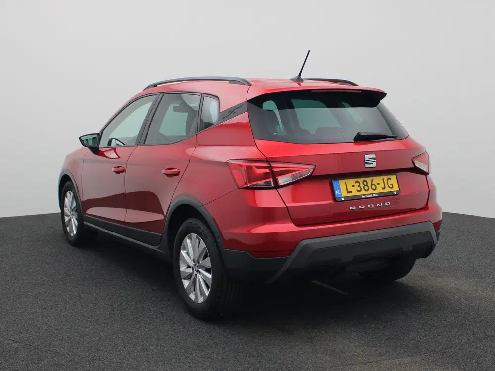 SEAT Arona 1.0 TSI Style Business Intense uit 2021, foto 2
