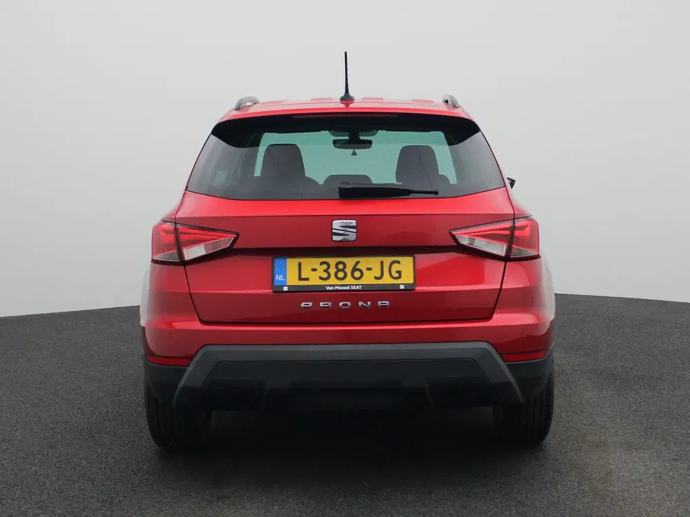 SEAT Arona 1.0 TSI Style Business Intense uit 2021, foto 5