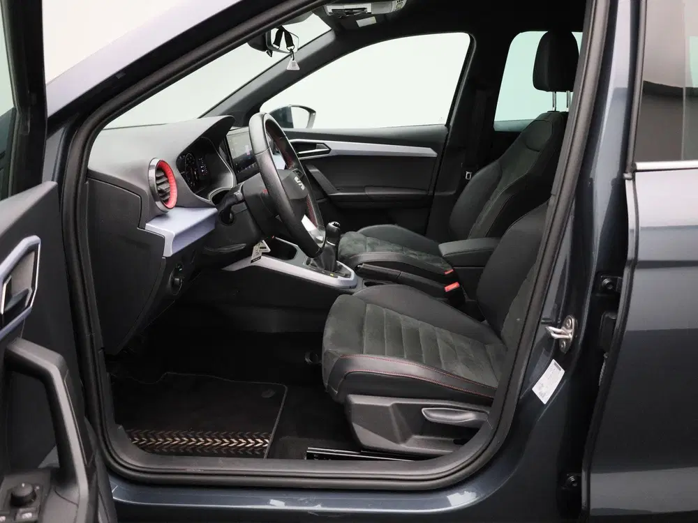 SEAT Arona 1.0 TSI FR Business Intense uit 2021, foto 9