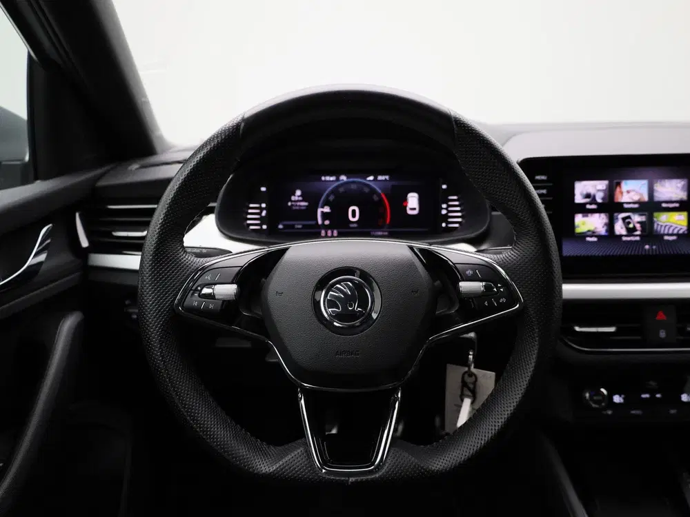Skoda Scala 1.0 TSI Sport Business uit 2022, foto 7
