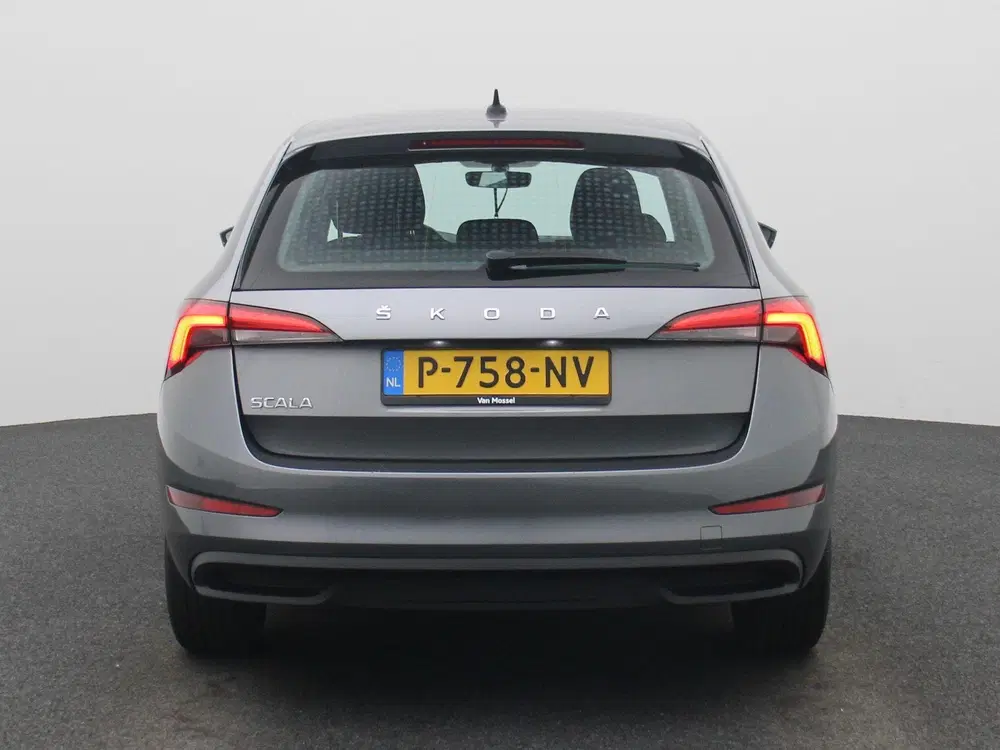 Skoda Scala 1.0 TSI Ambition uit 2022, foto 5