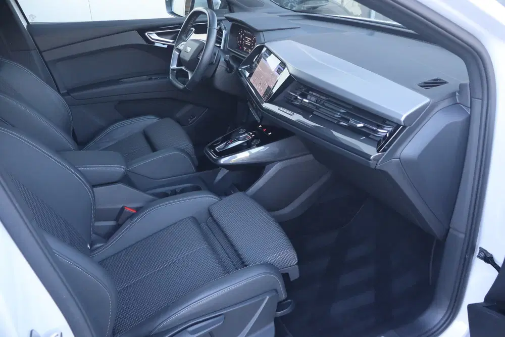 Audi Q4 e-tron 40 Launch edition S Competition 77 kWh uit 2023, foto 3