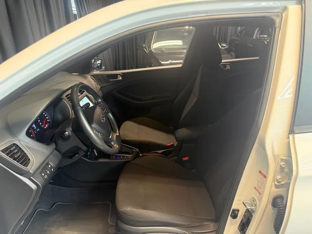 Hyundai i20 1.0 Comfort uit 2020, foto 14
