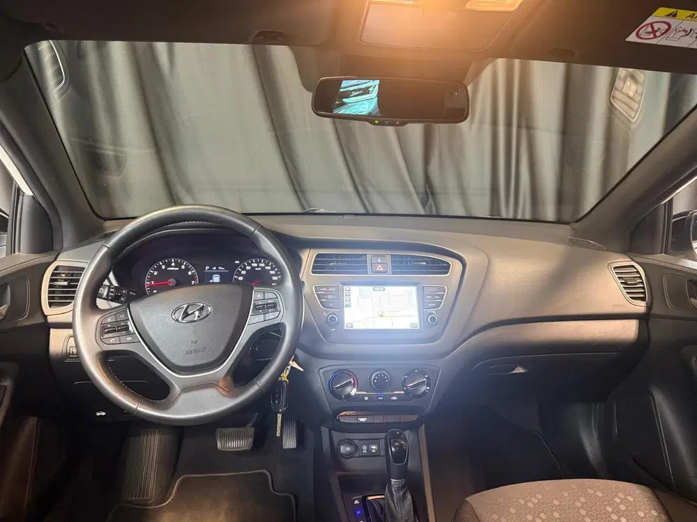 Hyundai i20 1.0 Comfort uit 2020, foto 4