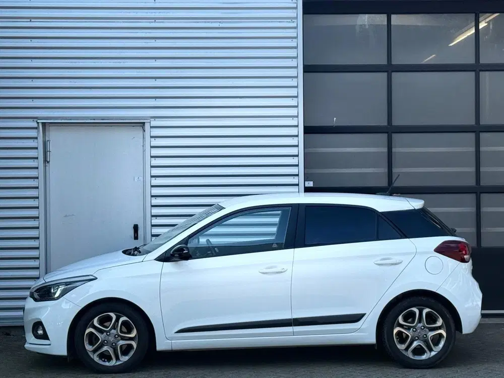 Hyundai i20 1.0 Comfort uit 2020, foto 9