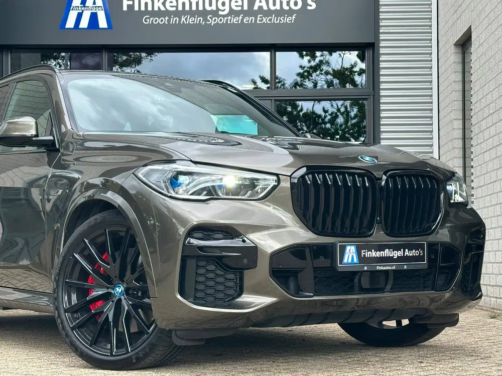 BMW X5 XDrive45e M-sport 395 pk uit 2022, foto 3