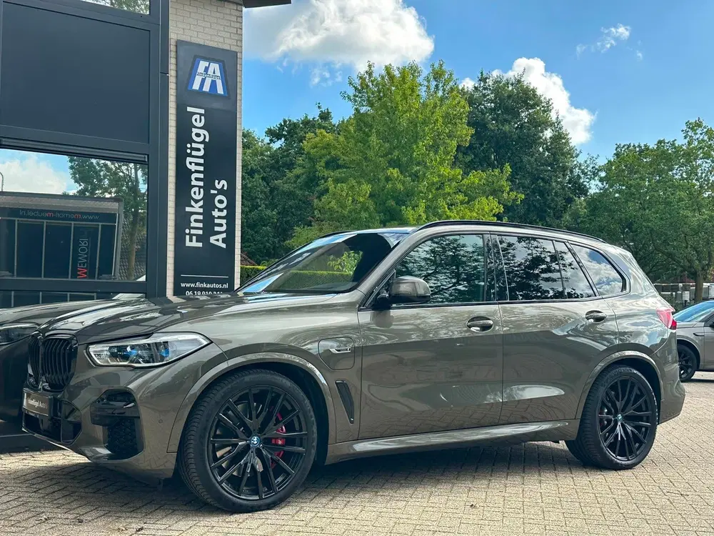 BMW X5 XDrive45e M-sport 395 pk uit 2022, foto 5