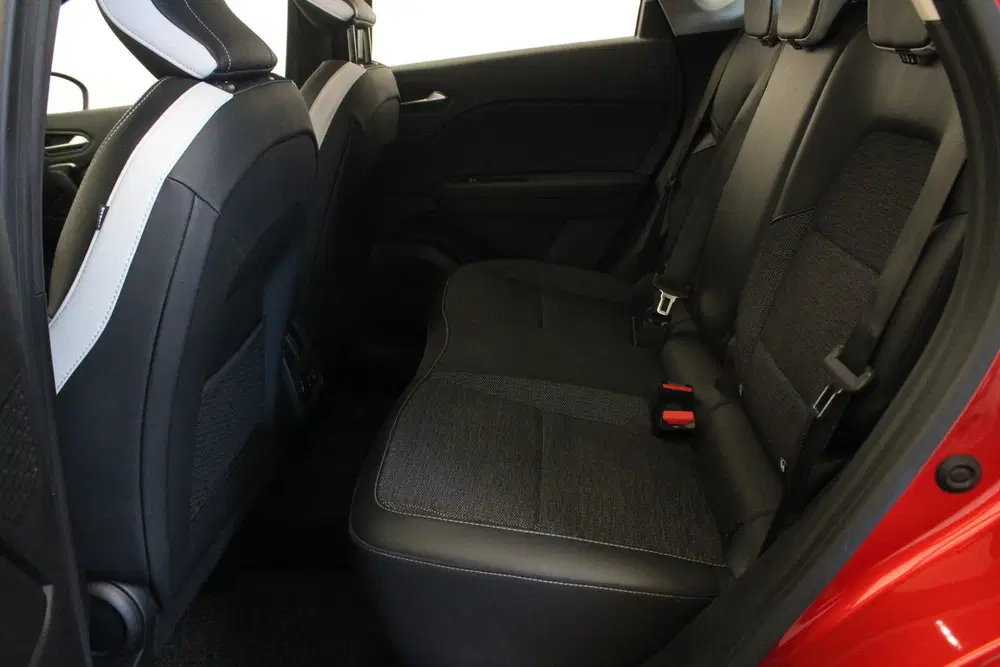Renault Captur 1.6 E-Tech Plug-in Hybrid 160 Intens uit 2021, foto 14